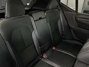 Used 2019 Volvo XC40 R-Design Grey - Interior and Exterior details 18