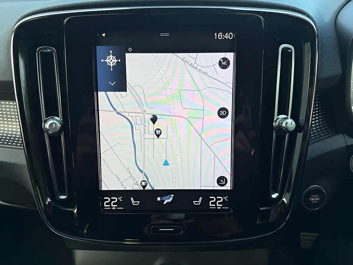Used 2019 Volvo Xc40 R-Design Grey - Interior and Exterior details 18