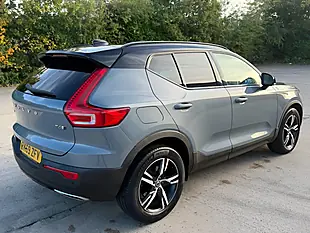 Used 2019 Volvo Xc40 R-Design Grey - Interior and Exterior details 3