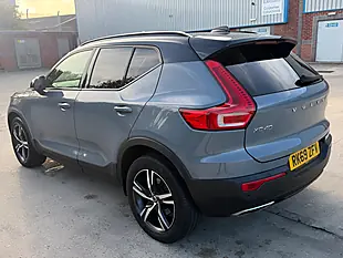 Used 2019 Volvo Xc40 R-Design Grey - Interior and Exterior details 4