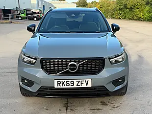 Used 2019 Volvo Xc40 R-Design Grey - Interior and Exterior details 7