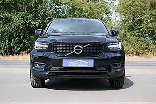 Used 2019 Volvo XC40 R-Design Pro Black - Interior and Exterior details 4