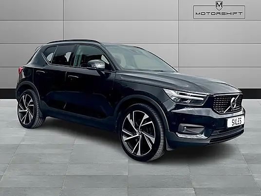 2019 Volvo XC40 R-Design Pro D4