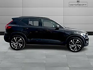 Used 2019 Volvo XC40 R-Design Pro Black - Interior and Exterior details 7