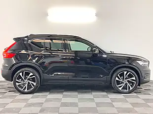 Used 2019 Volvo XC40 R-Design Pro Black Stone - Interior and Exterior details 4
