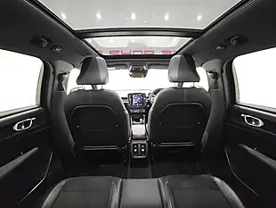 Used 2019 Volvo XC40 R-Design Pro Silver - Interior and Exterior details 14