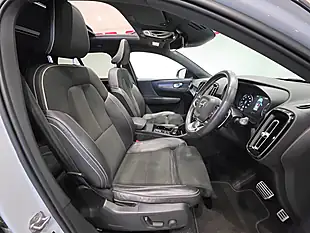 Used 2019 Volvo XC40 R-Design Pro Silver - Interior and Exterior details 15