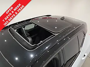 Used 2019 Volvo XC40 R-Design Pro Silver - Interior and Exterior details 2