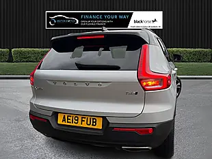 Used 2019 Volvo XC40 R-Design Pro Silver - Interior and Exterior details 10