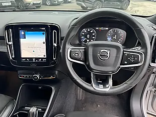 Used 2019 Volvo XC40 R-Design Pro Silver - Interior and Exterior details 15