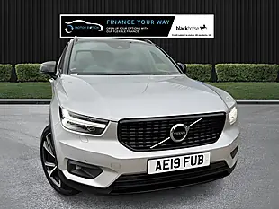 Used 2019 Volvo XC40 R-Design Pro Silver - Interior and Exterior details 5