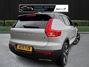 Used 2019 Volvo XC40 R-Design Pro Silver - Interior and Exterior details 8