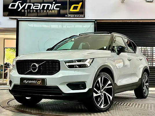 2019 Volvo XC40 R-Design Pro D4