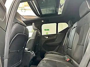Used 2019 Volvo XC40 R-Design Pro White - Interior and Exterior details 16