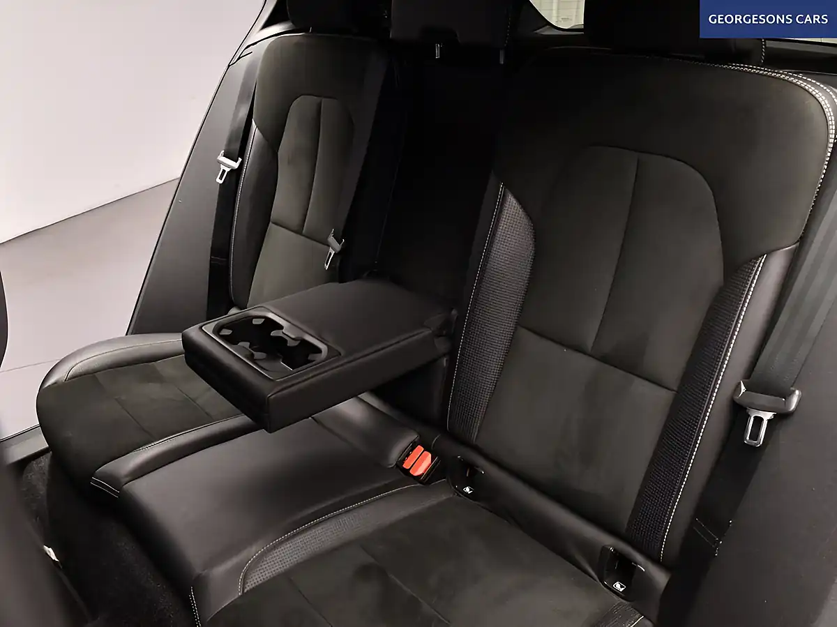 Used 2019 Volvo XC40 R-Design Red - Interior and Exterior details 13