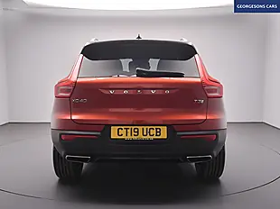 Used 2019 Volvo XC40 R-Design Red - Interior and Exterior details 8