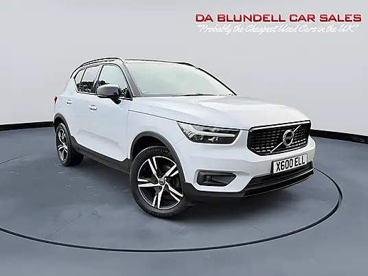 2019 Volvo XC40 R-Design D3