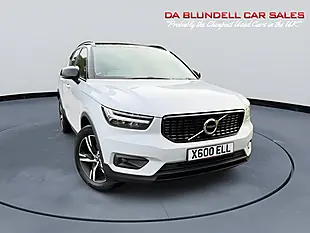 Used 2019 Volvo XC40 R-Design Silver - Interior and Exterior details 15