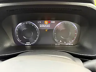 Used 2019 Volvo XC40 R-Design Silver - Interior and Exterior details 17