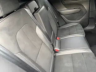 Used 2019 Volvo XC40 R-Design Silver - Interior and Exterior details 7