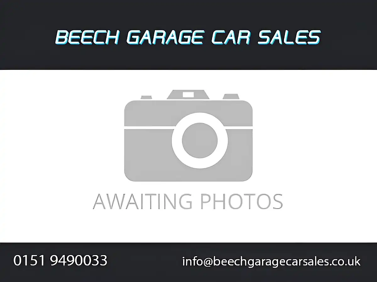Used 2019 Volvo XC40 R-Design Silver - Interior and Exterior details 8