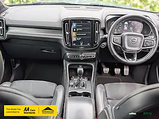 Used 2019 Volvo XC40 R-Design Thunder Grey - Interior and Exterior details 12