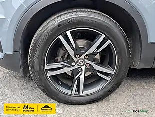 Used 2019 Volvo XC40 R-Design Thunder Grey - Interior and Exterior details 19