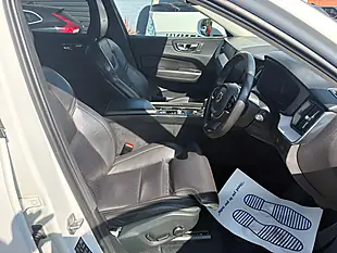 Used 2019 Volvo XC60 Inscription Ice White - Interior and Exterior details 12