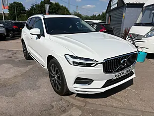 Used 2019 Volvo XC60 Inscription Ice White - Interior and Exterior details 2