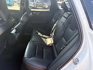 Used 2019 Volvo XC60 Inscription Ice White - Interior and Exterior details 9