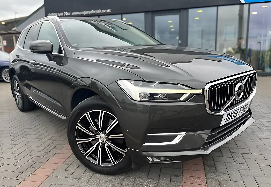Used 2019 Volvo XC60 Inscription Pine Grey Metallic - Interior and Exterior details 3