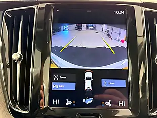 Used 2019 Volvo XC60 Inscription Pro Ice White - Interior and Exterior details 14