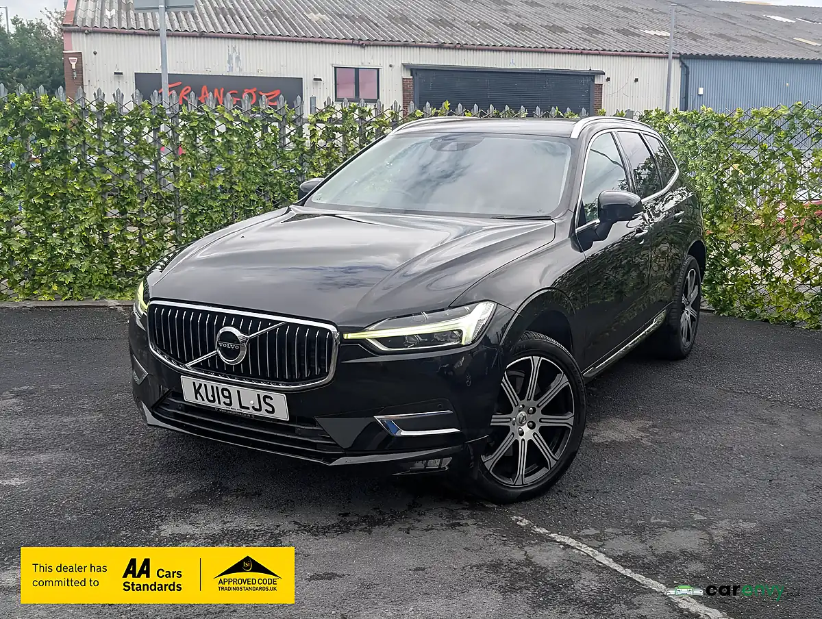 Used 2019 Volvo XC60 Inscription Pro Onyx Black - Interior and Exterior details 8