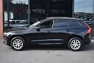 Used 2019 Volvo XC60 Momentum Onyx Black - Interior and Exterior details 6