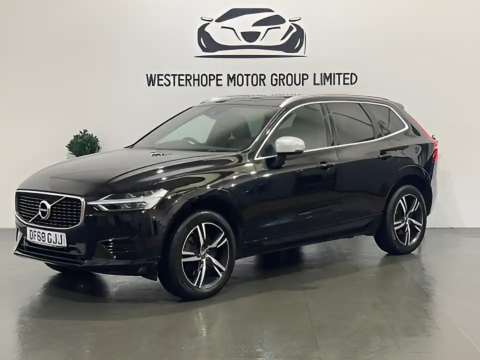 Used 2019 Volvo XC60 R-Design Black - Interior and Exterior details 14