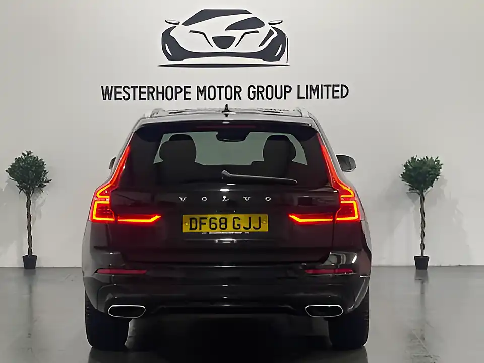 Used 2019 Volvo XC60 R-Design Black - Interior and Exterior details 18
