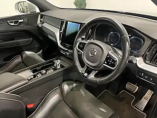 Used 2019 Volvo XC60 R-Design Black - Interior and Exterior details 3