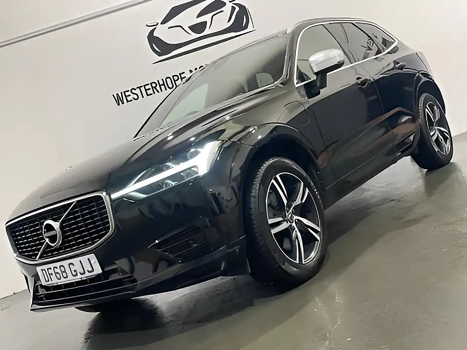 Used 2019 Volvo XC60 R-Design Black - Interior and Exterior details 8