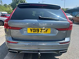 Used 2019 Volvo XC60 R-Design Grey - Interior and Exterior details 7