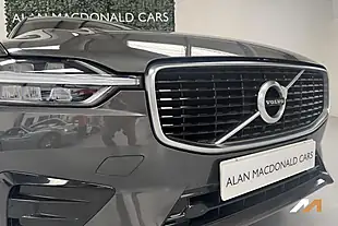 Used 2019 Volvo XC60 R-Design Pine Grey - Interior and Exterior details 20