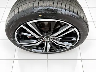Used 2019 Volvo XC60 R-Design Pro Black - Interior and Exterior details 18