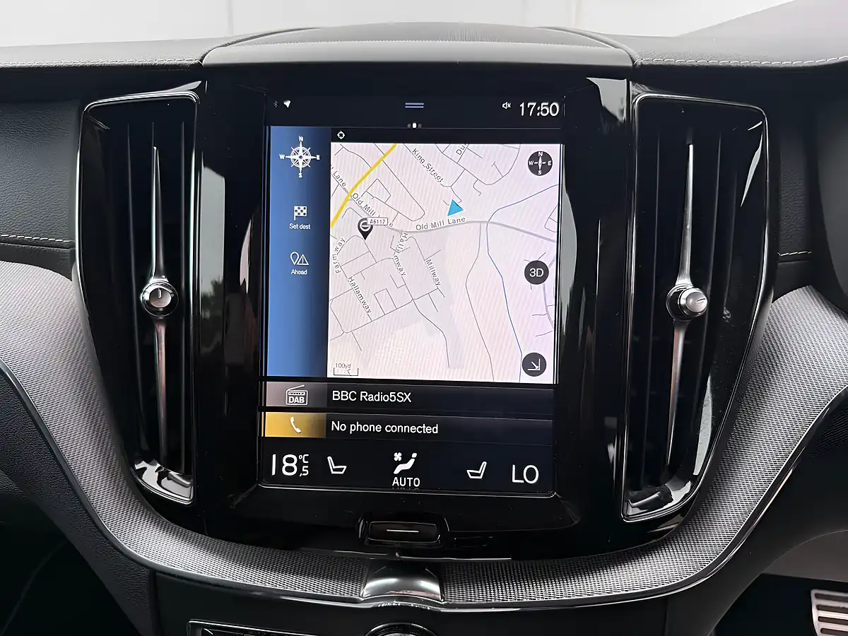 Used 2019 Volvo XC60 R-Design Pro Black - Interior and Exterior details 19