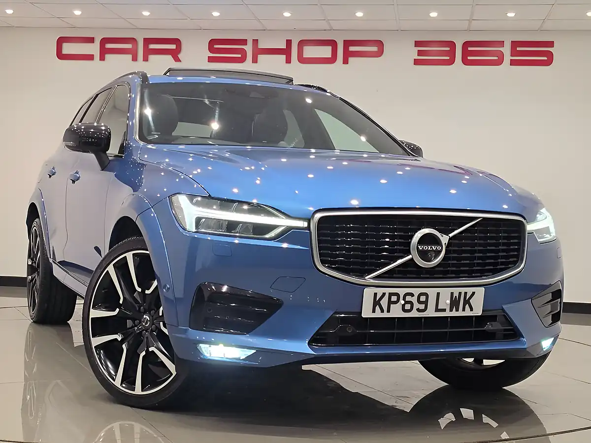 Used 2019 Volvo XC60 R-Design Pro Blue - Interior and Exterior details 9
