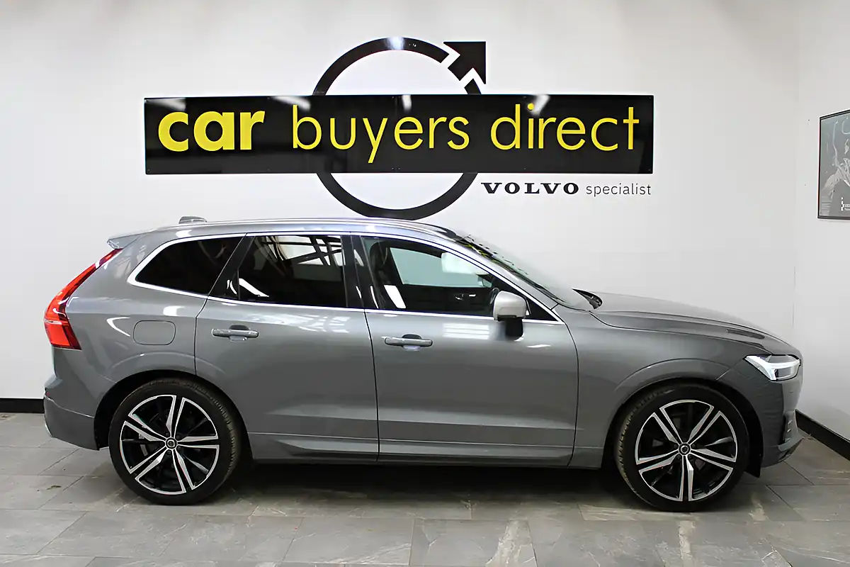 Used 2019 Volvo XC60 R-Design Pro Grey - Interior and Exterior details 8