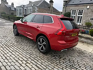 Used 2019 Volvo XC60 R-Design Red - Interior and Exterior details 8