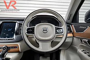 Used 2019 Volvo XC90 Inscription Magic Blue - Interior and Exterior details 10