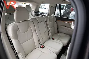 Used 2019 Volvo XC90 Inscription Magic Blue - Interior and Exterior details 7