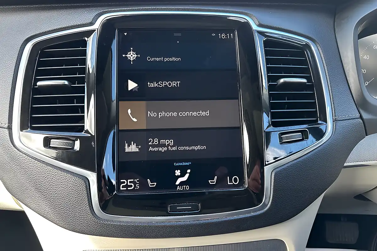 Used 2019 Volvo XC90 Inscription Pro Black - Interior and Exterior details 19