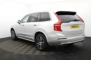 Used 2019 Volvo XC90 Momentum Bright Silver - Interior and Exterior details 6