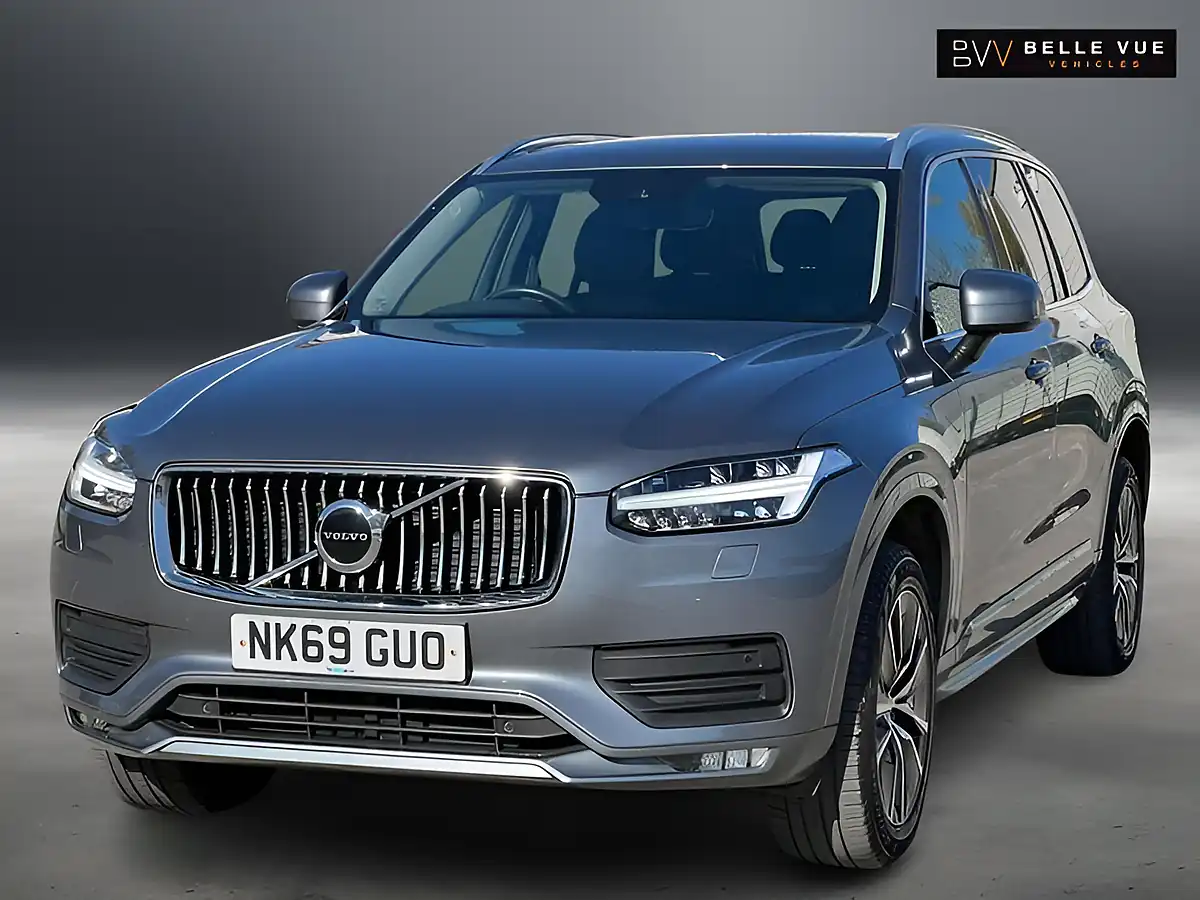 Used 2019 Volvo XC90 Momentum Osmium Grey - Interior and Exterior details 17